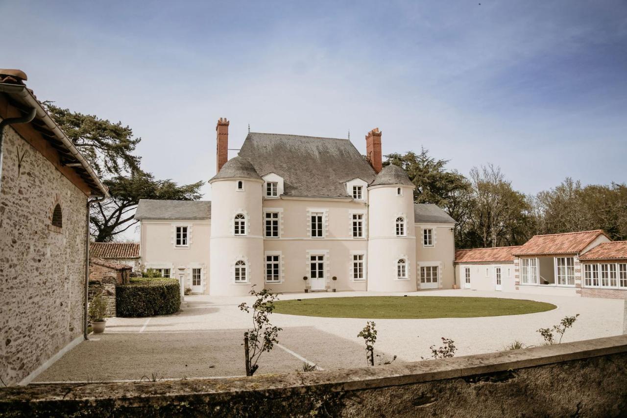 مبيت وإفطار La Chapelle-Basse-Mer Domaine De La Mazure المظهر الخارجي الصورة